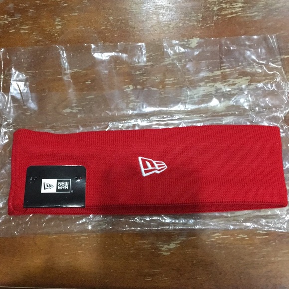 Brand new Supreme headband - Picture 2 of 2